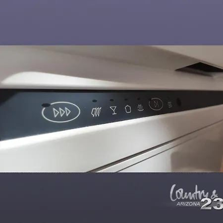 Arizona 23 25+ Adults Only * Saas Fee